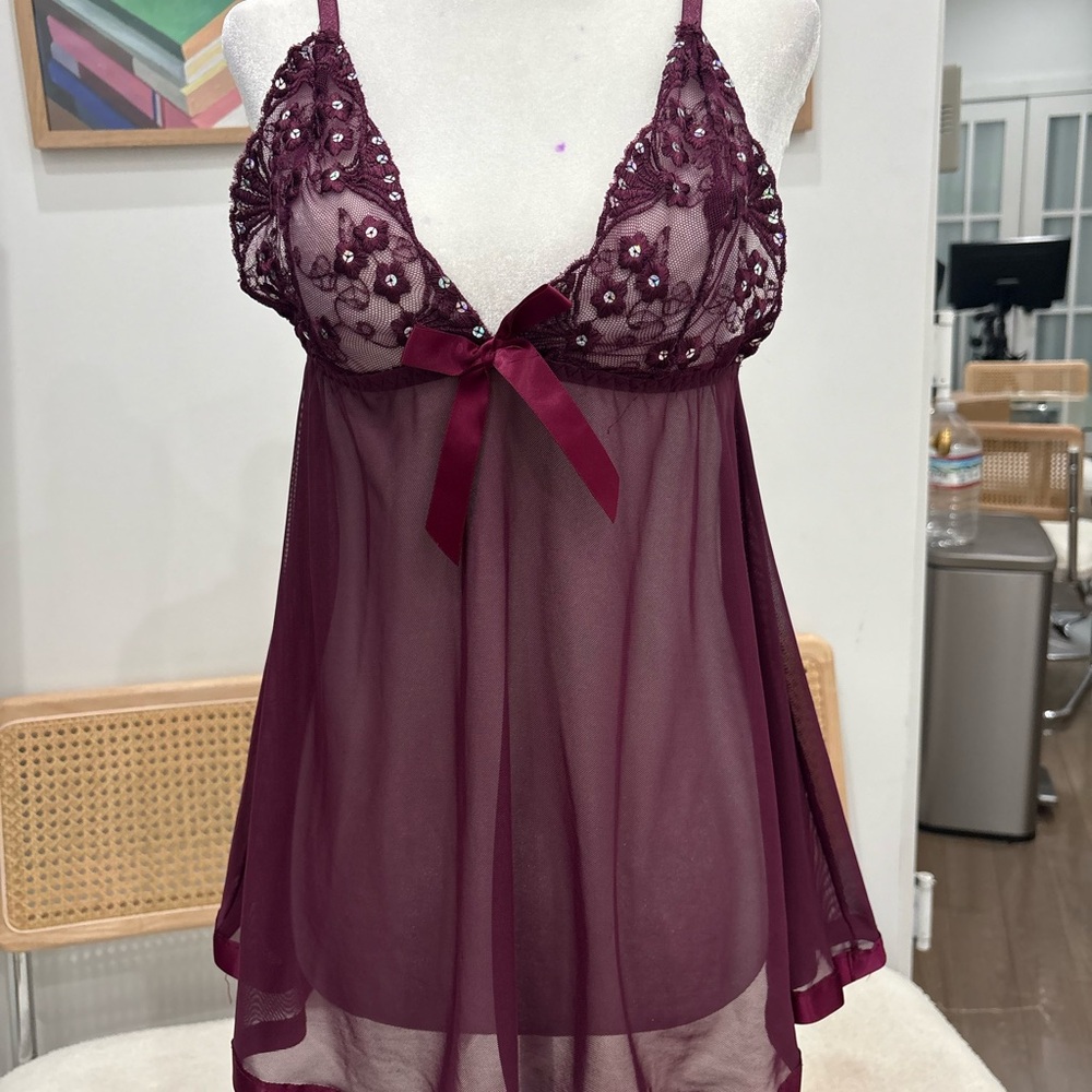 Vintage sheer beaded babydoll top!